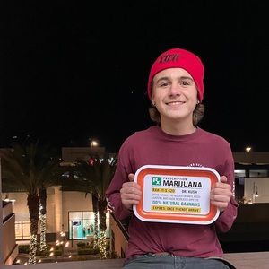 Meet your Posher, Dakota